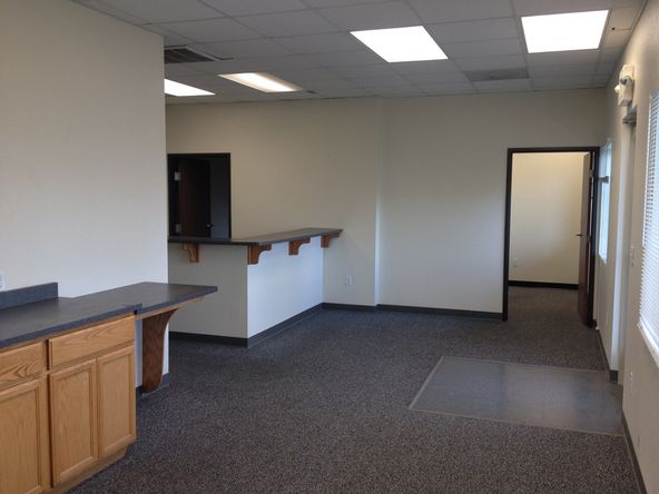 Industrial Shop/Warehouse: 1135 Prestige Way, Redding, CA 96003